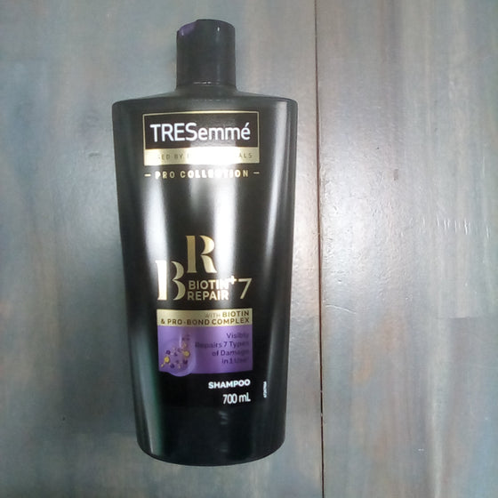 Tresemme Shampoo 700ml